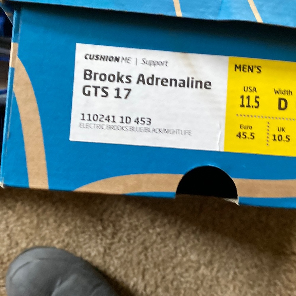 Tennis Shoes